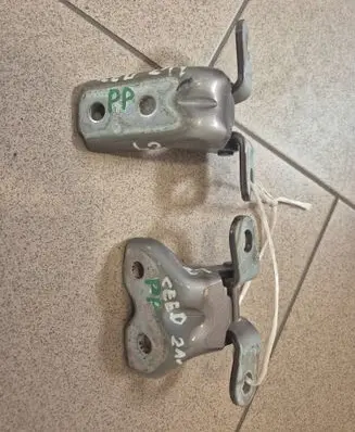 KIA Ceed Front door hinge set 