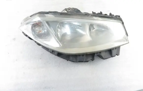 Renault Megane II Headlight/headlamp 8200476431