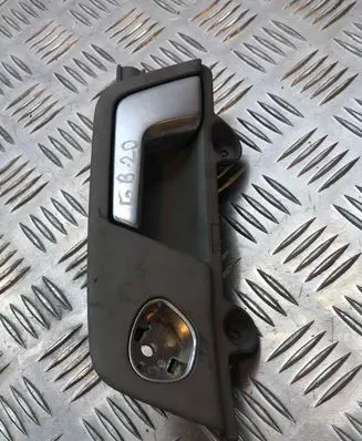 Audi A4 S4 B7 8E 8H Front door interior handle 8E2837019
