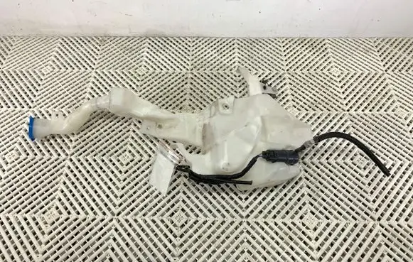 Honda CR-V Windshield washer fluid reservoir/tank 2GA955453E