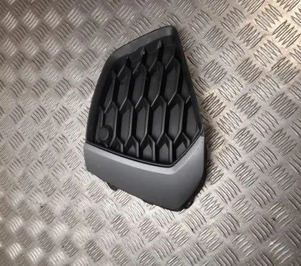 Audi A3 8Y Front grill 8Y0807682B