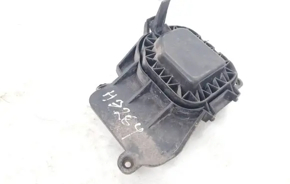 Headlight/headlamp dust cover