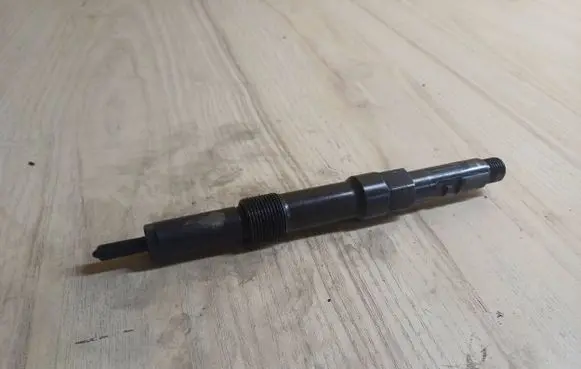 Ford Mondeo Mk III Fuel injector EJDR00504Z