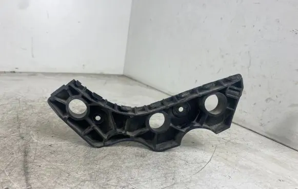 Volkswagen PASSAT CC Front bumper mounting bracket 3C8807183A 3C8807183