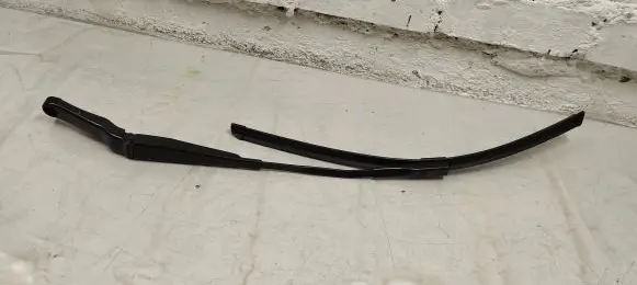 Audi Q5 SQ5 Windshield/front glass wiper blade 80b955407
