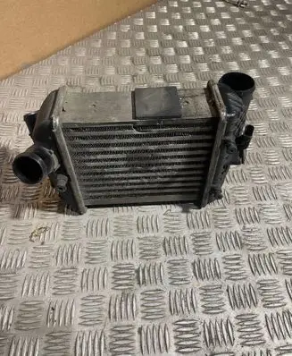 Audi A4 S4 B6 8E 8H Intercooler radiator 8E0145805E
