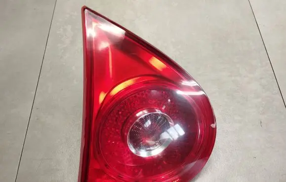 Volkswagen Golf V Tailgate rear/tail lights 1K6945093E 028500102C