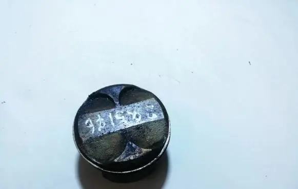 BMW 1 E81 E87 Piston 