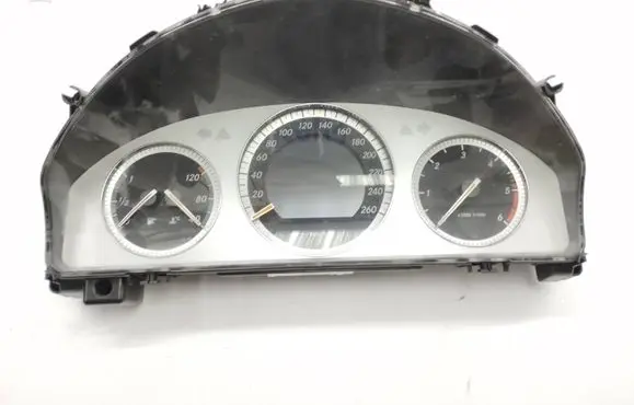 Mercedes-Benz C W204 Speedometer (instrument cluster) A2045402211 A2C53245324 A2045406148