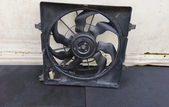 KIA Sportage Electric radiator cooling fan 25380D7000 25304D7120