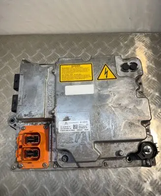 Peugeot 3008 I Voltage converter inverter 2F03020000015 0437508162 9678825780
