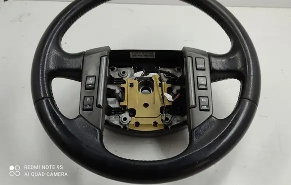 Land Rover Discovery 3 - LR3 Steering wheel