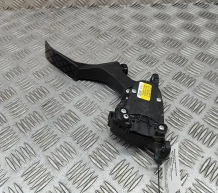Volkswagen Transporter - Caravelle T6 Accelerator throttle pedal 7E1723503C