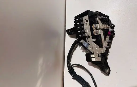 Fuse box set