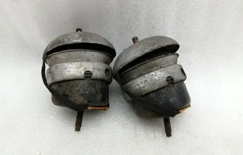 Aston Martin V8 Gearbox mount 6G336068AD