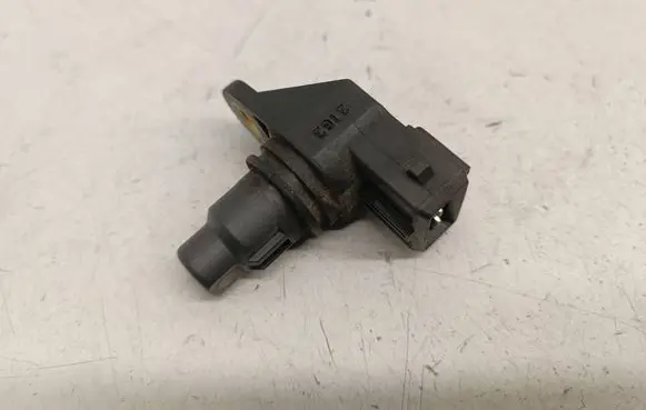 Mitsubishi Space Star Camshaft position sensor 8200038472