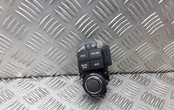 Nissan Navara Multifunctional control switch/knob 283955X00B