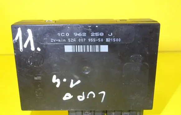 Volkswagen Lupo Central body control module 1C0962258J