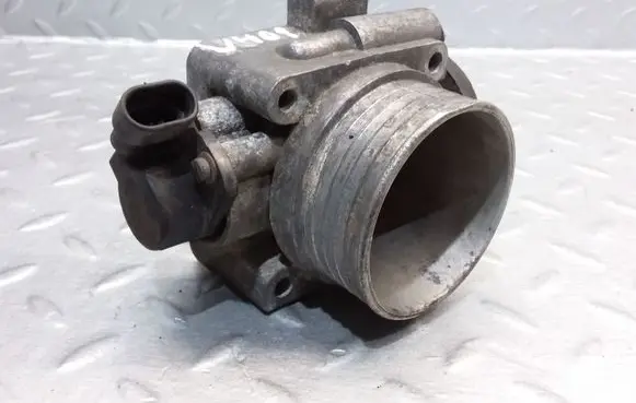 Volvo S40, V40 Throttle valve 9186780
