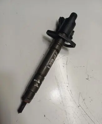 Land Rover Discovery 4 - LR4 Fuel injector 0445116013