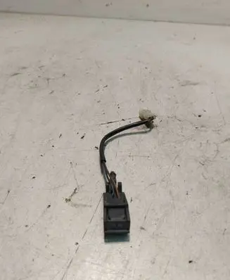 Volkswagen PASSAT B5.5 Windshield washer spray nozzle 6E09559