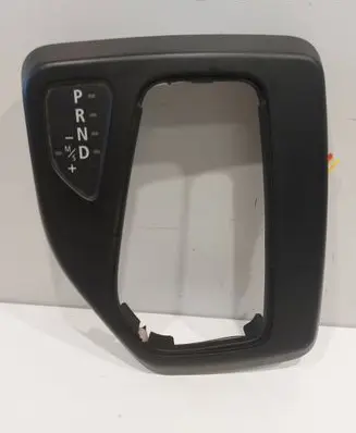 BMW X1 E84 Gear shifter surround trim plastic 6932887
