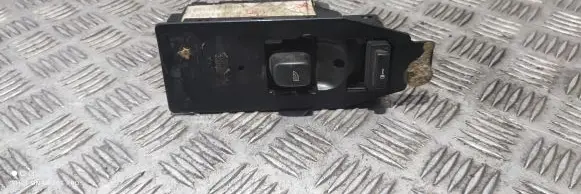 Volvo XC70 Electric window control switch 30739981