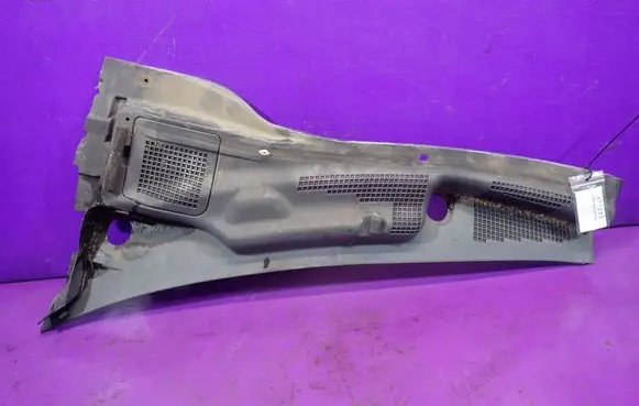 Nissan Murano Z50 Wiper trim 