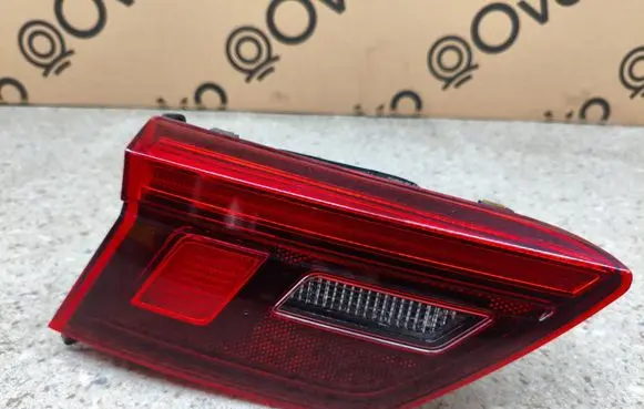 Volkswagen Tiguan Allspace Tailgate rear/tail lights 5NN945093 2SD01326703 00078767