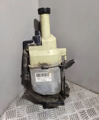 Opel Astra G Power steering pump 9191970 26078682