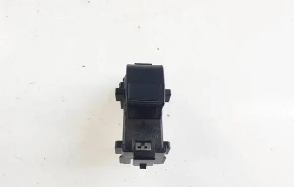 Toyota Auris 150 Electric window control switch