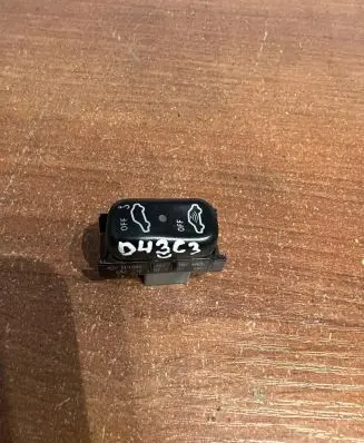 Mercedes-Benz CLK A208 C208 Other switches/knobs/shifts 2108201710 D4363