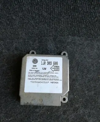 Volkswagen Golf IV Airbag control unit/module 1J0909608