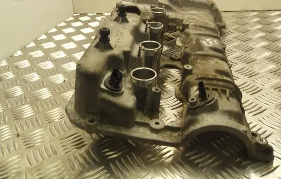 Rocker cam cover
