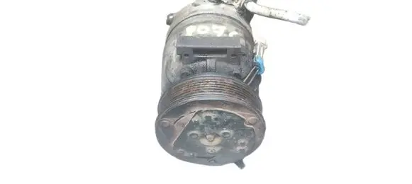 Opel Zafira B Air conditioning (A/C) compressor (pump) 13197197 6560298