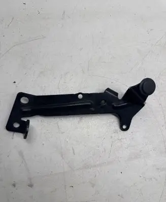 BMW 3 F30 F35 F31 other engine part 8602081