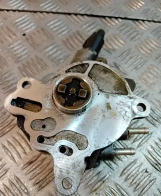 Seat Altea Vacuum pump 03G145209