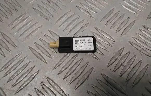 Audi A8 S8 D5 Aerial GPS antenna 4N0035500