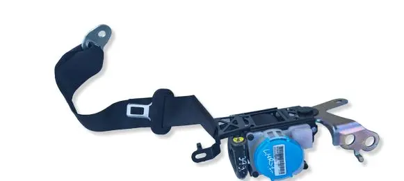 Toyota C-HR I Front seatbelt 305257810