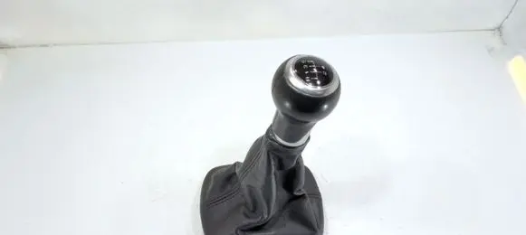 Audi A1 Gear lever shifter trim leather/knob 8P0863279A
