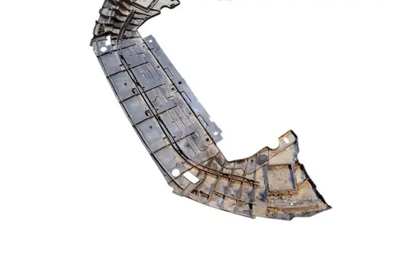 Volvo V40 Front bumper skid plate/under tray 
