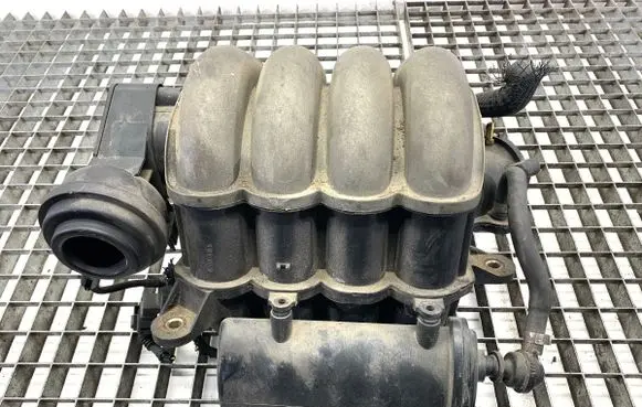 Audi A4 S4 B6 8E 8H Intake manifold 06B133909