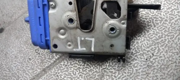 Audi A4 S4 B5 8D Rear door lock
