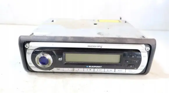 Skoda Fabia Mk1 (6Y) Radio/GPS head unit trim 