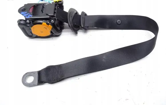 Mercedes-Benz B W246 W242 Front seatbelt A2468602685