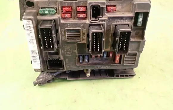 Peugeot 206 BSM Control unit 9643408980-00