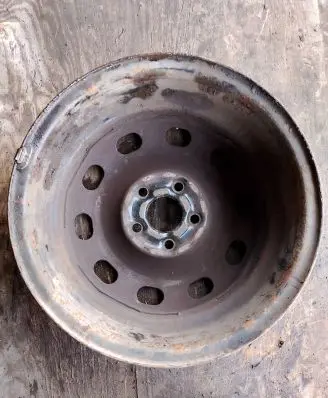 Volkswagen Golf IV R14 steel rim 