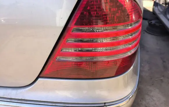 Mercedes-Benz S W220 Rear/tail lights