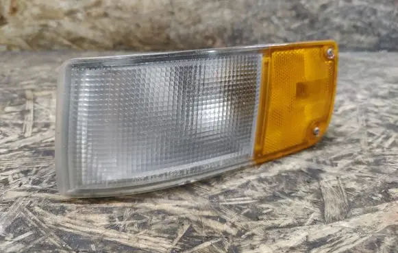 Nissan 240ZX, 280ZX, 300ZX Front indicator light