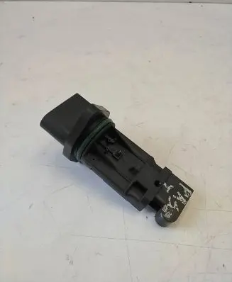 Volkswagen PASSAT B5 Mass air flow meter F00C2G2027 065211B
